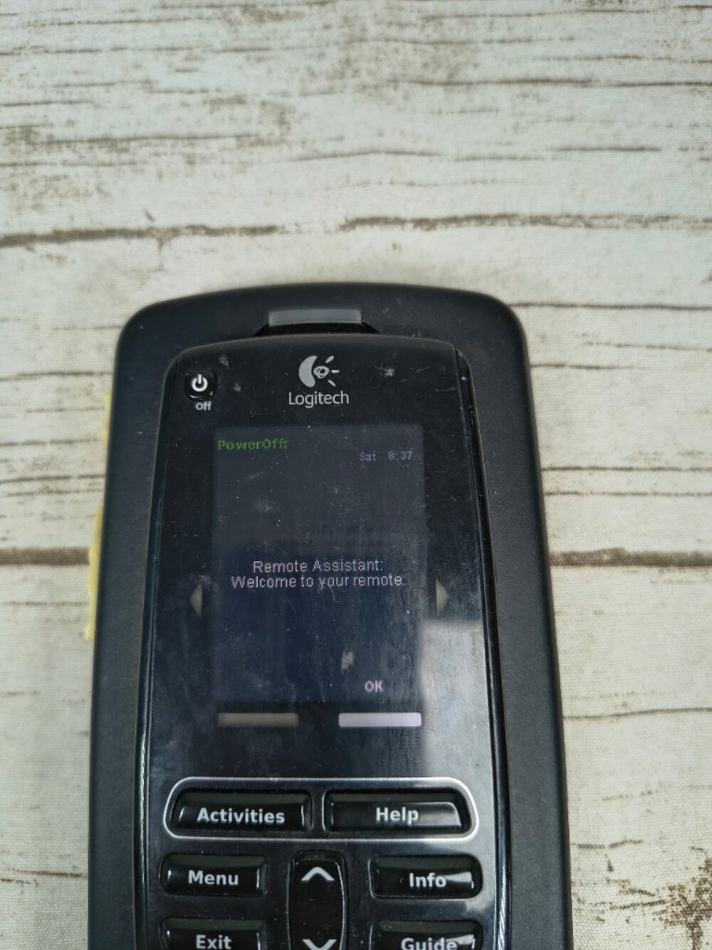 Logitech Harmony One Advanced Universal Remote - Picture 2 of 5